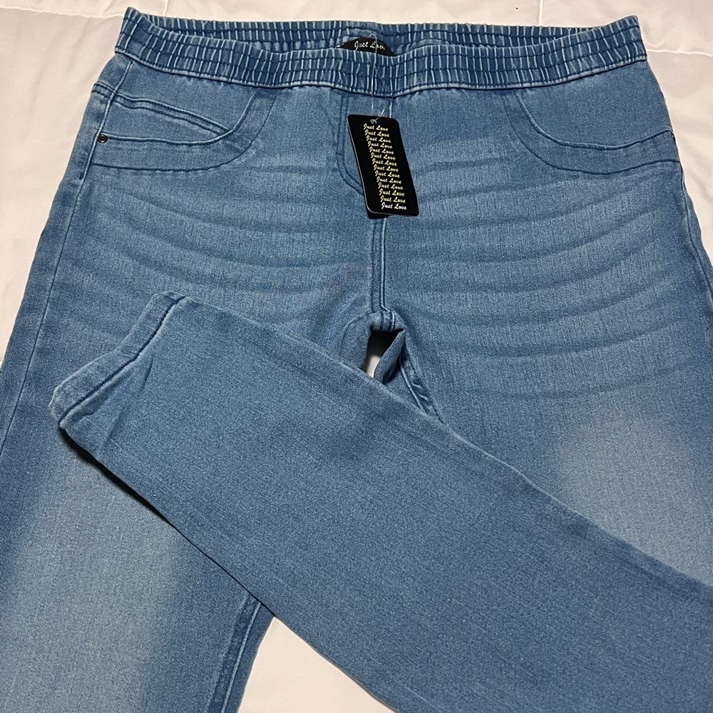 🚨 NWT - Just Love - size L - light blue denim pull on pants 🚨